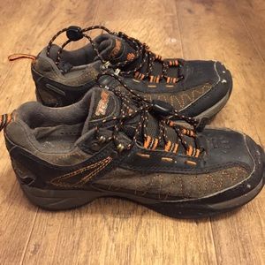 Teva boys hiking shoes